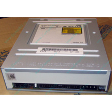 CDRW TSST SR-M8202 IDE white (Ступино)